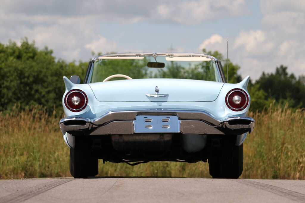 1957 Ford Thunderbird